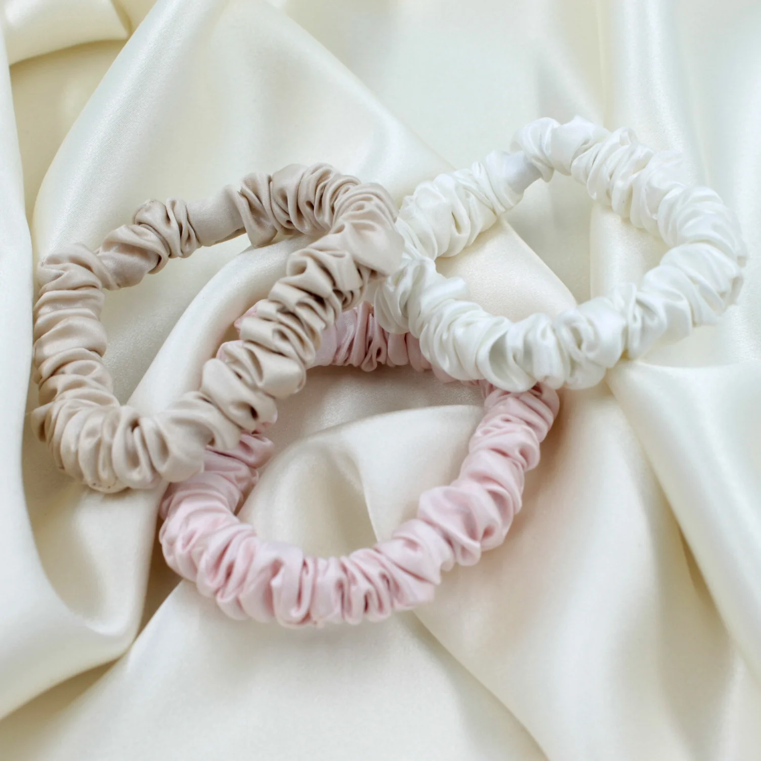 OUTLET Small Scrunchie Set - Ivory/Pink/Sand - Image 6